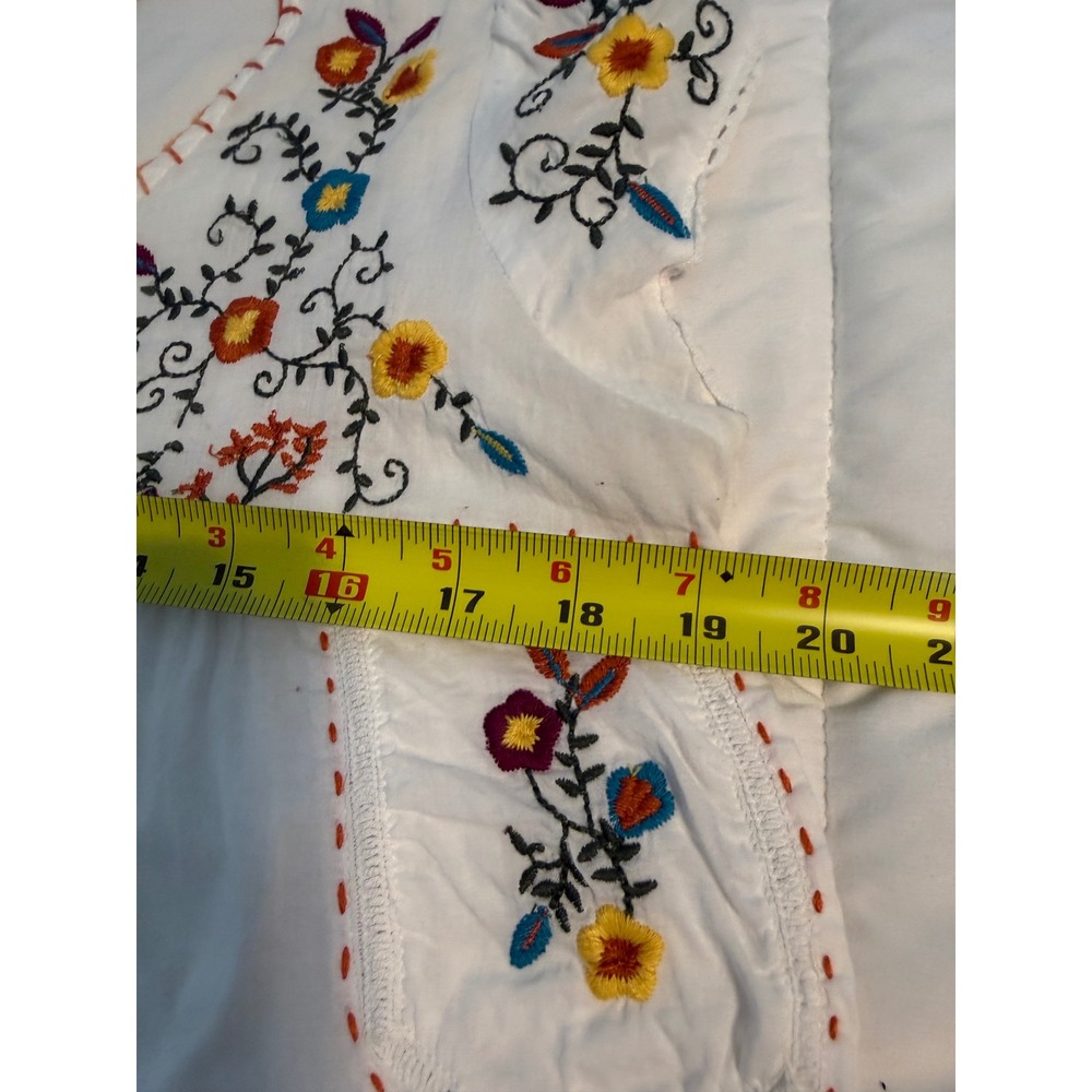 Bila Embroidered Blouse Womens S White Excellent Boho Floral Bird Peasant Top - Picture 4 of 5